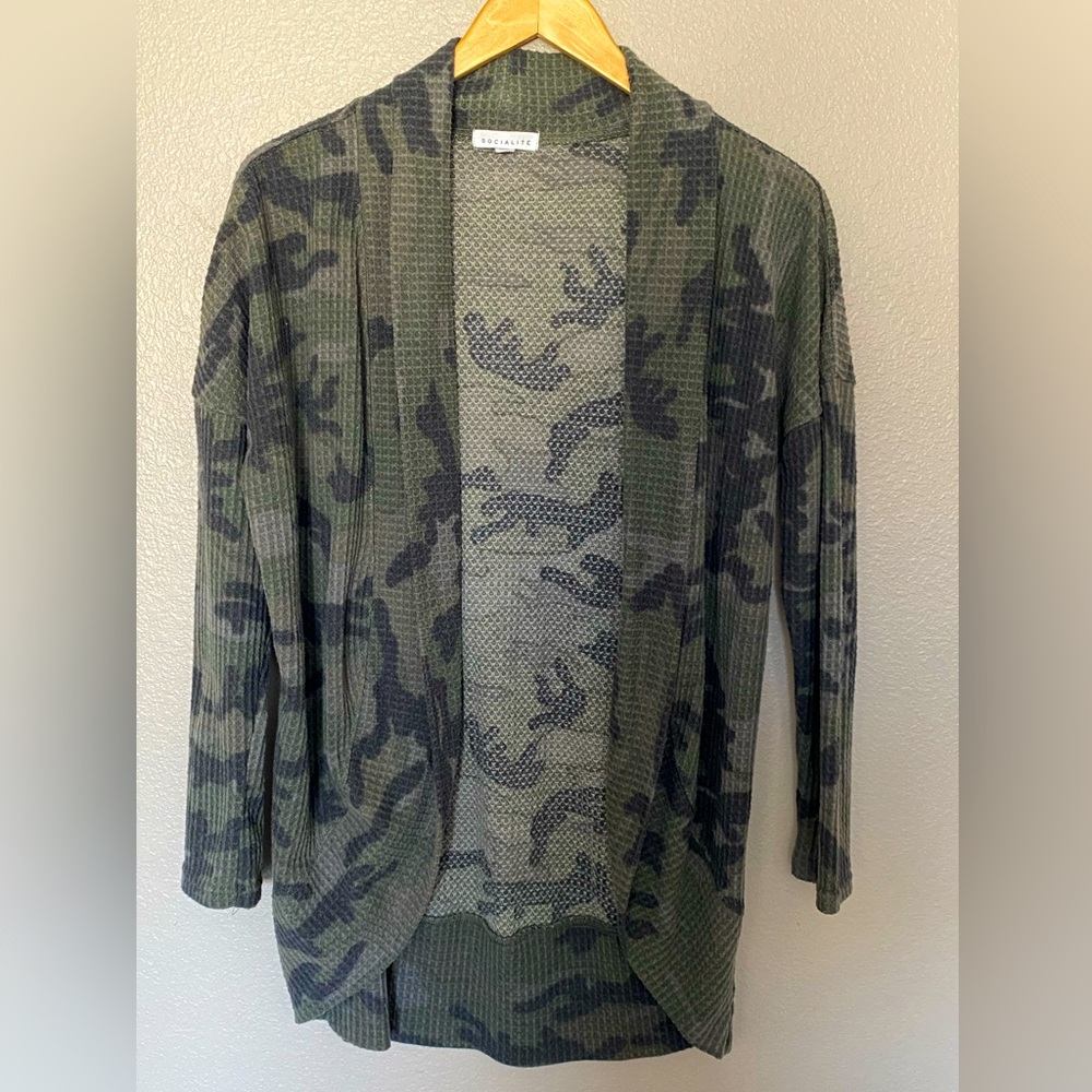 Camo Waffke Knit Cardigan Size Small